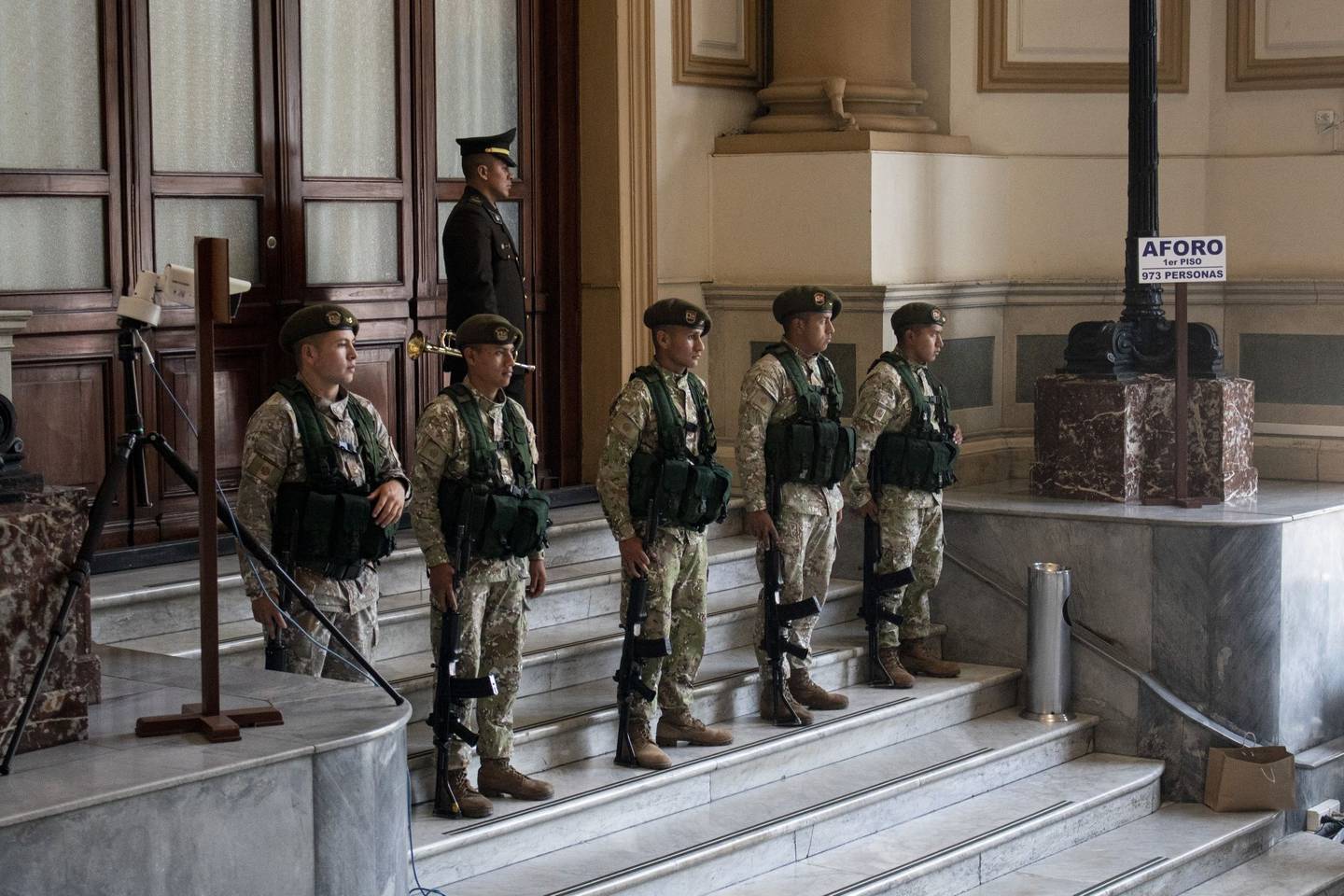 Troops at the entrance of the Legislative Palace in Lima on Jan. 31, as lawmakers debated whether to bring forward elections.