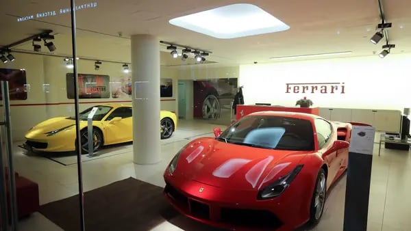 Ferrari: laboratório de células de bateria é novo passo para supercarro elétrico dfd