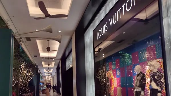 Louis Vuitton, Moncler e H&M: a expansão de marcas globais em shoppings no Brasildfd