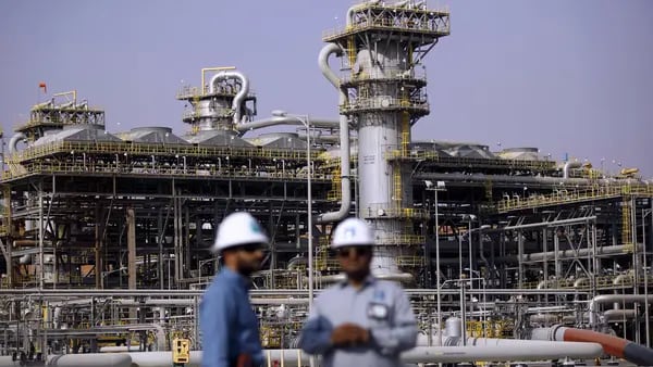 OPEP+ acuerda mantener producción de petróleo sin cambiosdfd