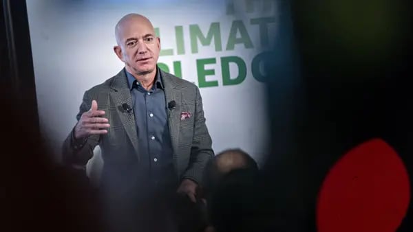 Bezos quiere nuevas alternativas a la carne para luchar contra el cambio climático dfd