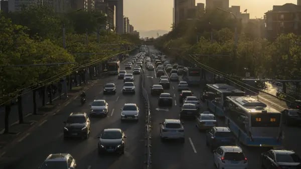China no está dejando los automóviles contaminantes lo suficientemente rápidodfd