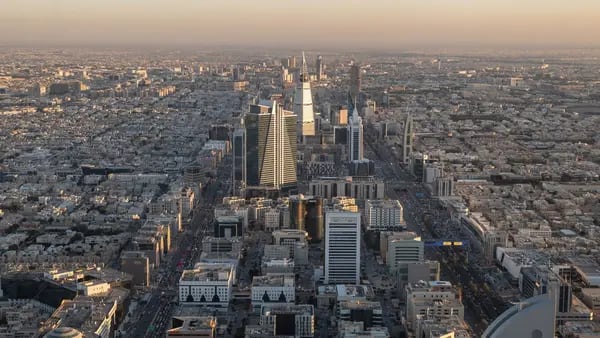 Os planos da Arábia Saudita para reforçar a presença das big techs no reinodfd