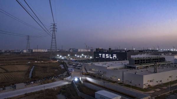 Tesla Shanghái tendrá sistema “circuito cerrado”: trabajadores dormirán en la fábricadfd
