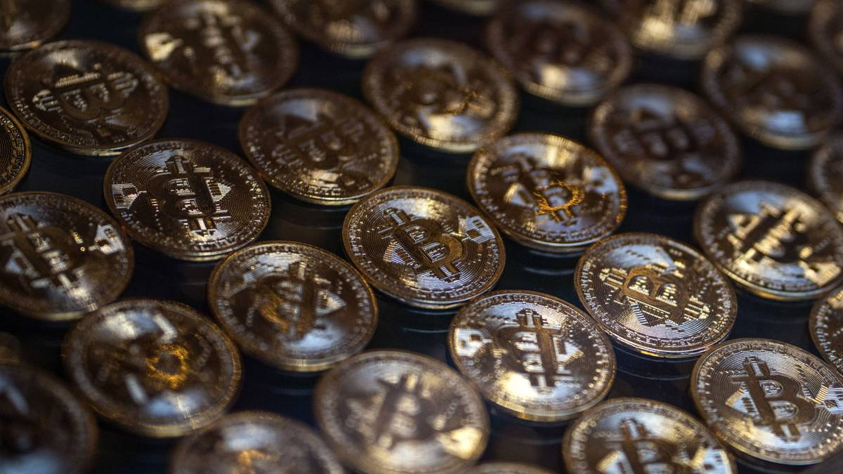 Bitcoin se desploma y cae debajo de US$40.000, la cifra más baja en cinco meses