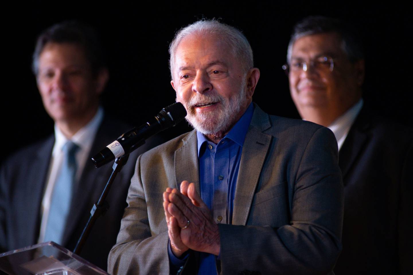Lula eligió al ex alcalde de Sao Paulo, Fernando Haddad, para dirigir la economía de Brasil en una señal de que su Partido de los Trabajadores de izquierda tendrá una gran influencia en las decisiones más cruciales del gobierno.dfd