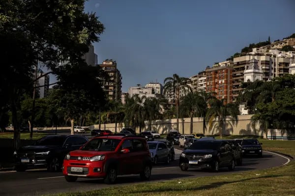 Evening traffic in the Lagoa neighborhood of Rio de Janeiro, Brazil, on Thursday, March 2, 2023. On March 2 Brazil releases fourth-quarter GDP figures, where a small decline is anticipated at the end of 2022 after five consecutive quarters of expansion. Photographer: Dado Galdieri/Bloomberg