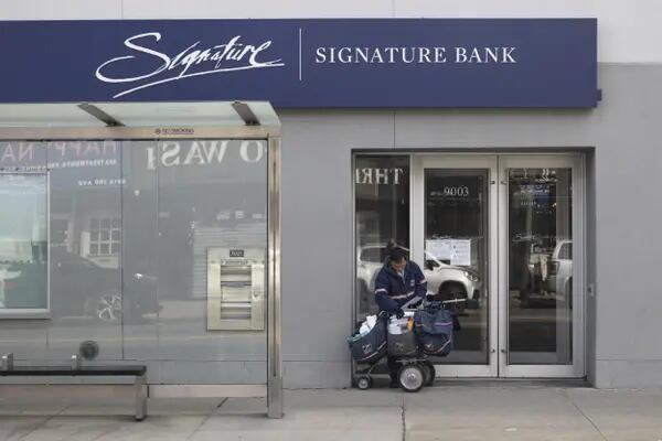 Quebra do Signature Bank, de Nova York, deixou clientes de outros estados confusos. Existem quatro Signature Banks nos EUA