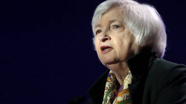 Janet Yellen considera que aún no se ven signos de recesión en Estados Unidosdfd