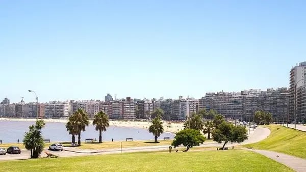 Uruguay atrae a expatriados ricos que buscan exenciones fiscalesdfd