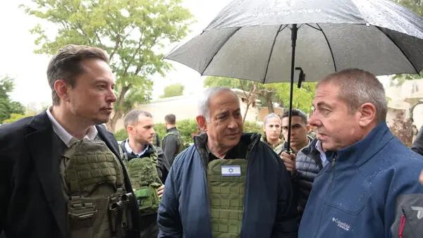Musk y Netanyahu visitan el lugar de la masacre en medio del furor antisemitadfd