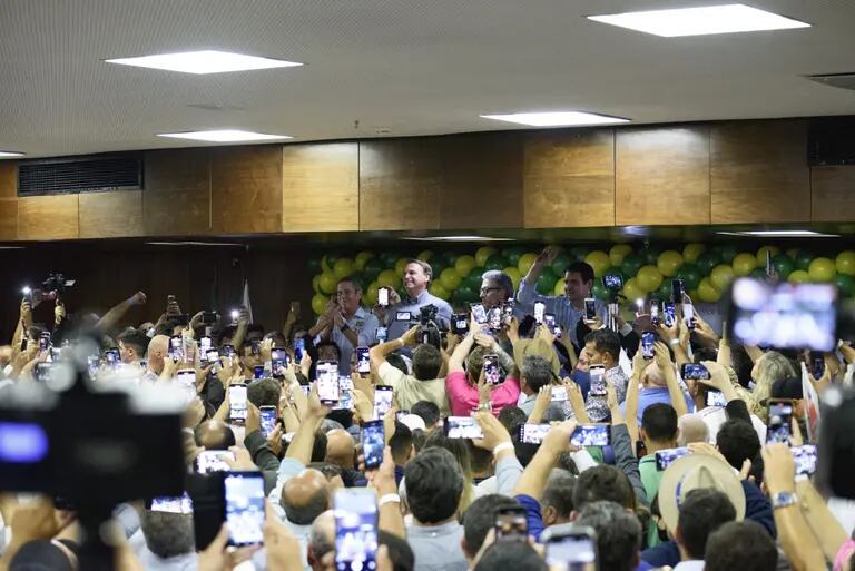 Bolsonaro em evento com políticos de Minas Gerais em Belo Horizontedfd