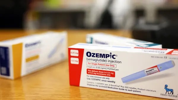 Fabricante de Ozempic recibe llamadas de CEO “asustados” por productos para adelgazardfd