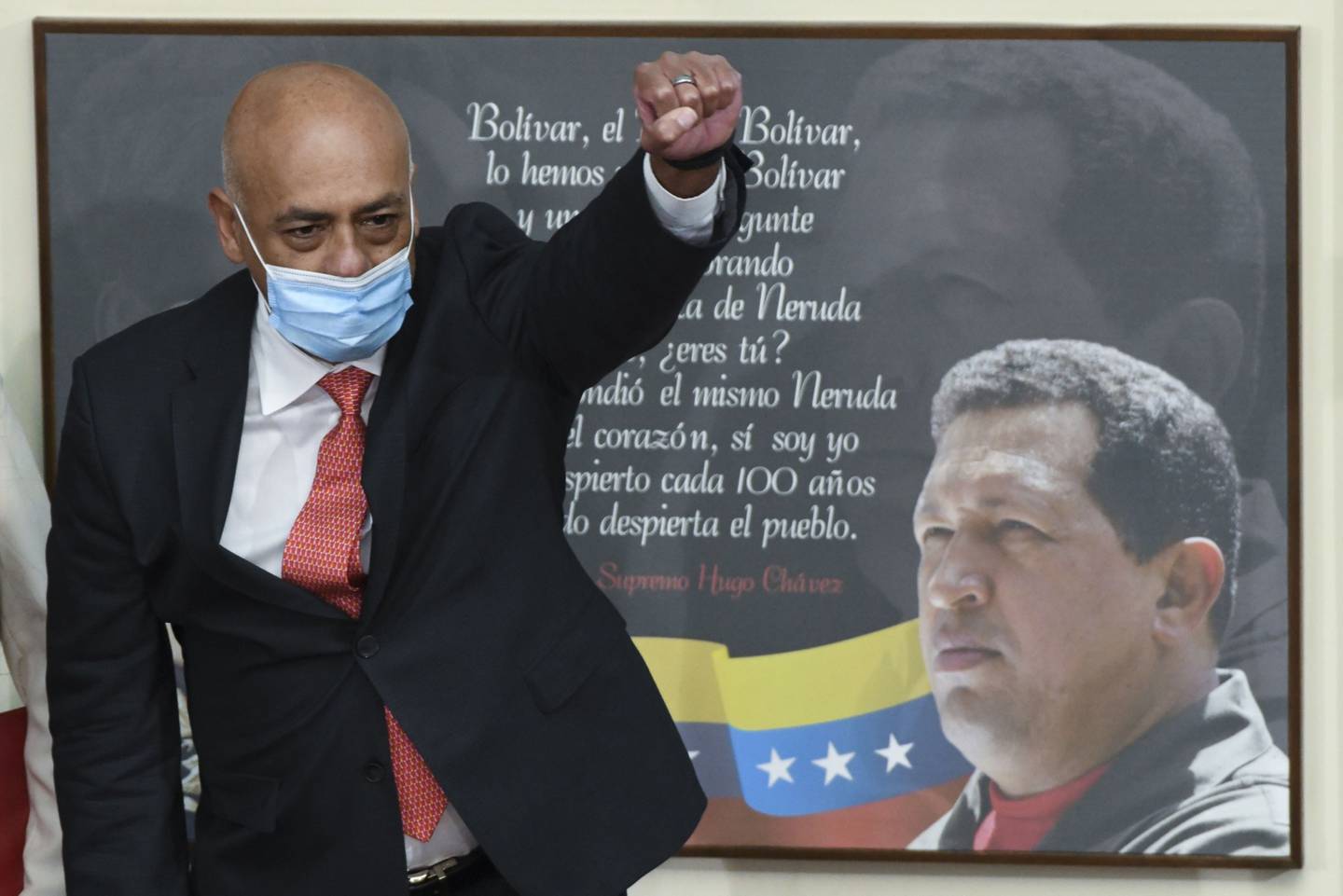 Jorge Rodríguez, presidente entrante de la Asamblea Nacional, hace un gesto después de prestar juramento durante una sesión de la nueva Asamblea Nacional en Caracas, Venezuela, el martes 5 de enero de 2021. dfd
