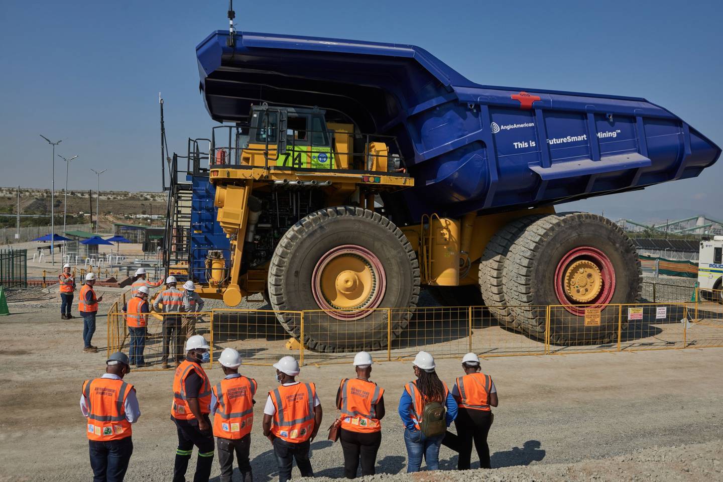 Un camión impulsado por hidrógeno, que forma parte del proyecto NuGen de Anglo American Plc para la neutralidad del carbono, en la mina de platino de Anglo American Platinum Ltd. en Mogalakwena, Sudáfrica, el viernes 6 de mayo de 2022.