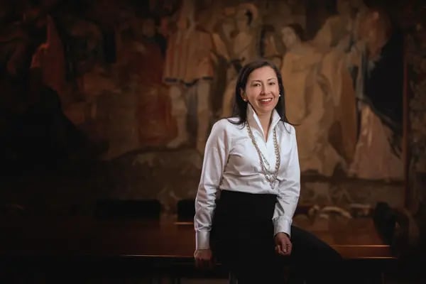 Raquel Bernal, la primera mujer en ser rectora de la Universidad de los Andes