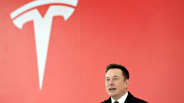 Denuncian que Tesla despidió ilegalmente a trabajadores por criticar a Muskdfd