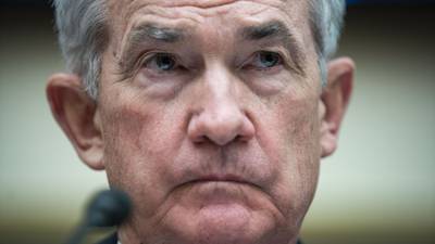 Powell diz que está pronto para subir juros mais rápido, se necessáriodfd