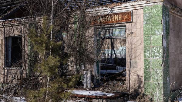 Rusia y Ucrania se culpan mutuamente por el riesgo de radiación en Chernóbildfd