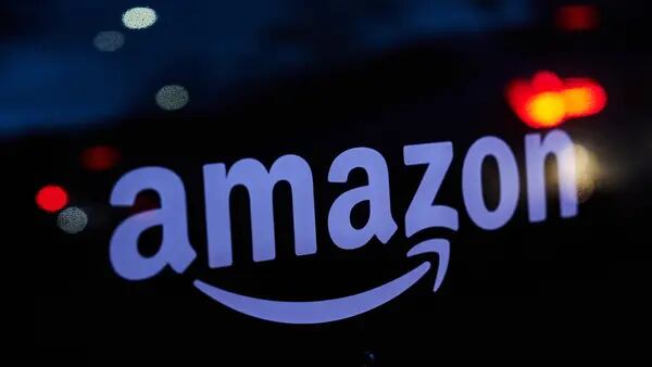 Acciones de Amazon suben y apuntan a un nuevo máximo histórico dfd