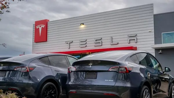 Descuentos de Tesla son un “veneno” para los precios de autos eléctricos usadosdfd