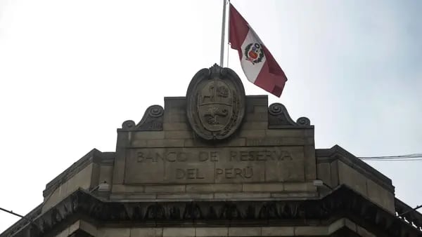 Banco central de Perú recorta su tasa de interés por sexta ocasión consecutivadfd