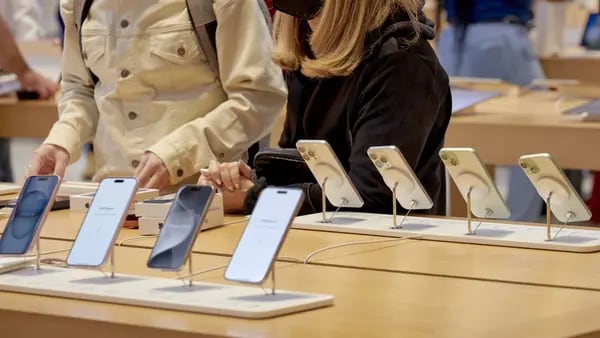 Apple se retrasa en su intento de sustituir el chip Qualcomm del iPhonedfd