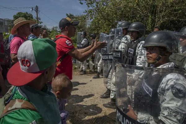 Gálvez dijo que pondría a la Guardia Nacional de México bajo control civil y reduciría drásticamente la presencia de los militares en la vida pública del país.