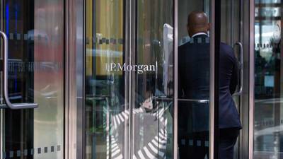 JPMorgan e Citi liberam funcionários para iniciarem 2022 trabalhando de casadfd