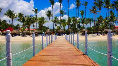 El verano repunta el turismo en Dominicana: más de 700 mil llegadas en juliodfd