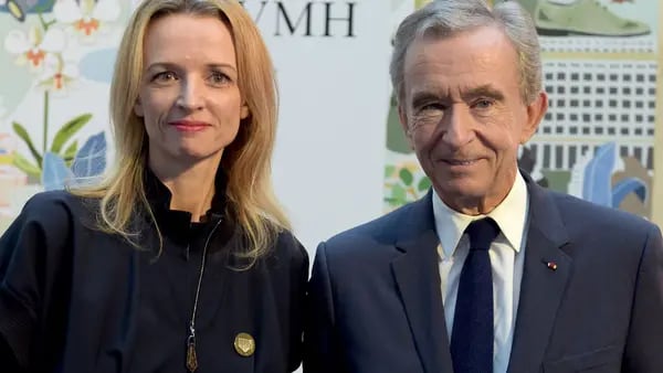 Bernard Arnault nombra a su hija para dirigir Dior, de LVMHdfd