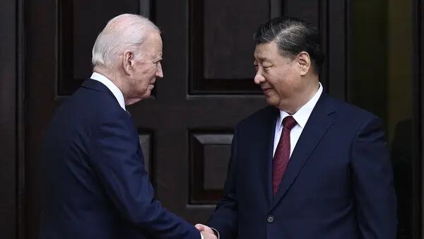Xi Jinping se reuniu com CEOs dos EUA para tentar atrair investimentos para a Chinadfd