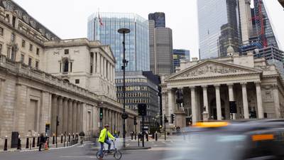 Banco Central britânico pode ir além dos aumentos de jurosdfd