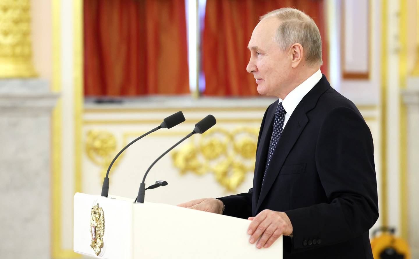 El presidente ruso, Vladímir Putin, recibió las cartas credenciales de 17 embajadores extranjeros recién llegados a Moscú, entre ellos jefes de las misiones diplomáticas de Honduras, México y Paraguay.