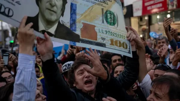 Inflación y dólar en Argentina: A cuánto llegarán, según Barclays y Bank of Americadfd