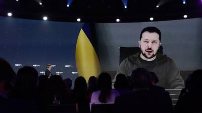 Zelenskiy dice que no habrá paz hasta que Ucrania recupere Crimea y el Donbásdfd