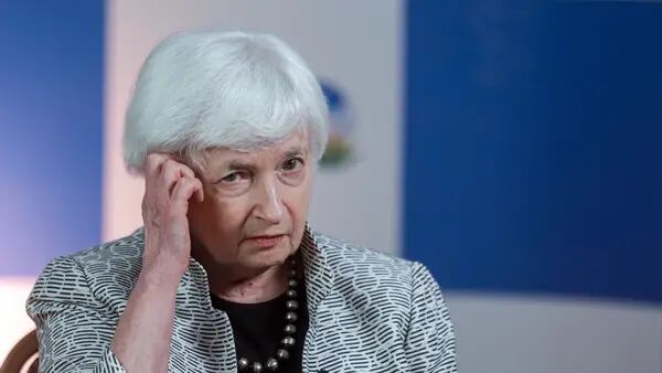 Por que Janet Yellen está mais confiante no ‘soft landing’ para os EUAdfd