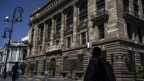 Banxico cita la persistencia de la inflación subyacente para justificar alza en la tasadfd