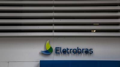 Eletrobras é privatizada e vende ação a R$ 42 em oferta de R$ 33,7 bilhõesdfd
