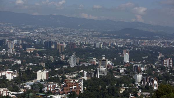 FMI: PIB de Guatemala podría crecer un 4% en el 2022 por la combinación de 4 factoresdfd