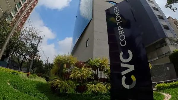 CVC elege novo CFO; ação cai 4,6% e perda de valor no ano supera R$ 500 midfd