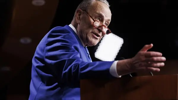 Senado de EE.UU. aprueba proyecto demócrata sobre impuestos, clima y medicamentosdfd