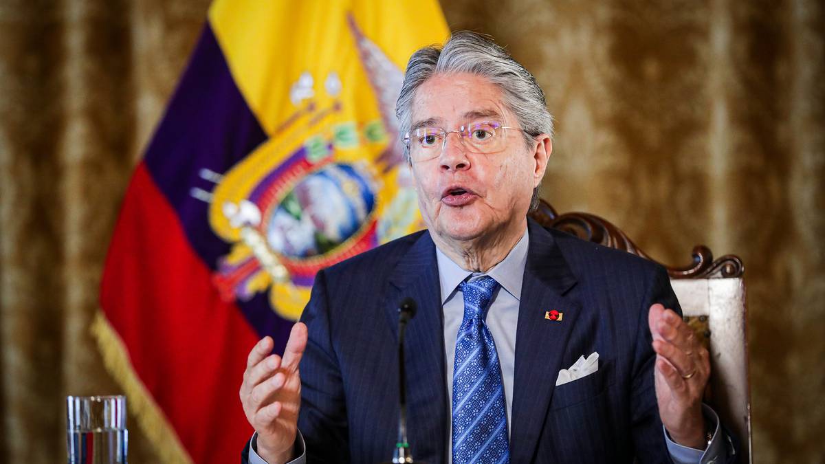 Guillermo Lasso desiste oficialmente de ir por la reelección en Ecuadordfd