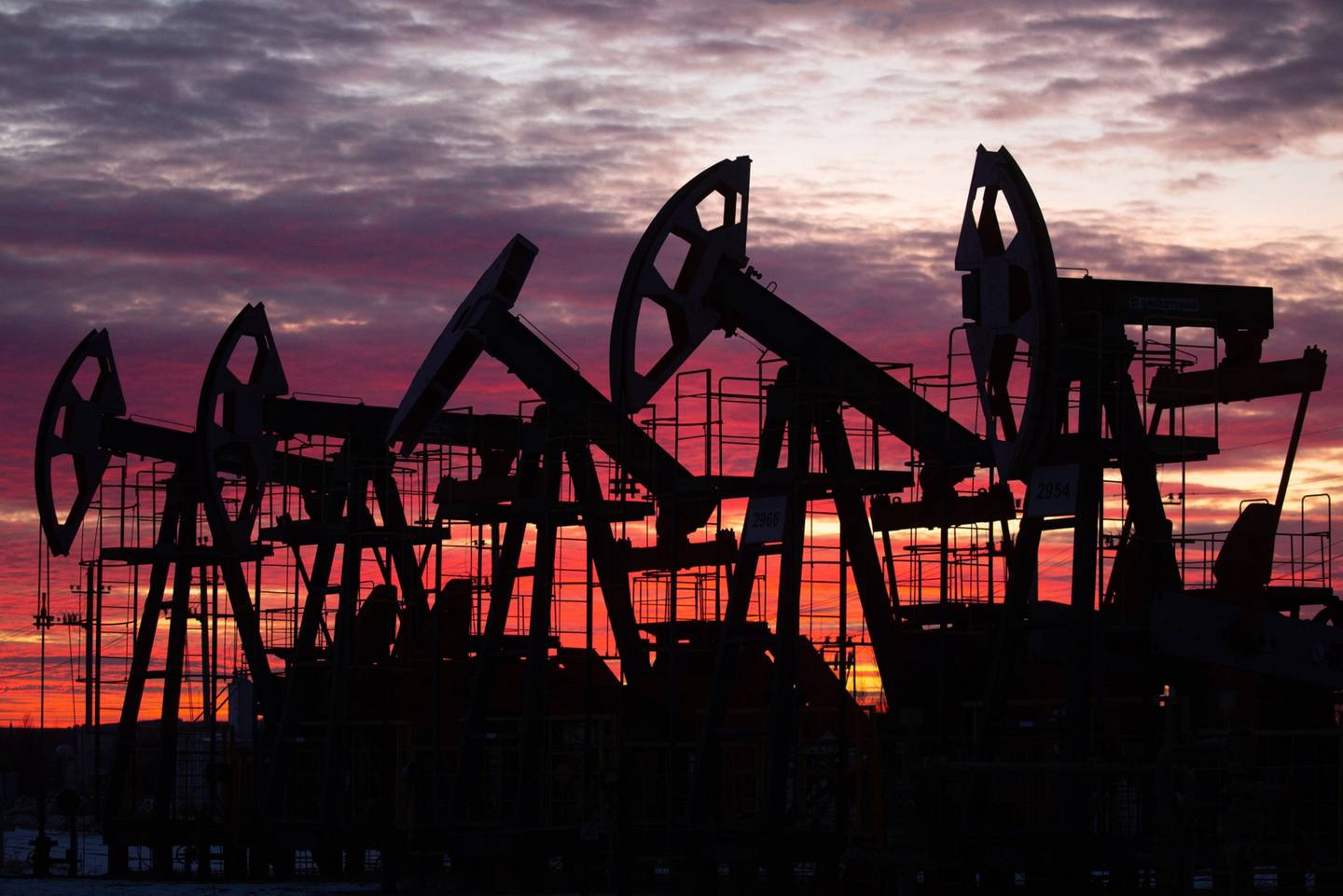Decisão da OPEP+ foi tomada no momento em que a maior empresa de petróleo do mundo, a Saudi Aramco, disse que a crise global do gás natural aumentou a demanda por petróleo