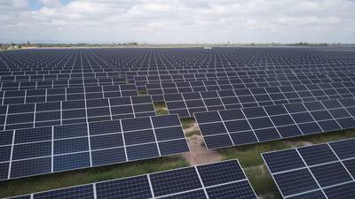 Energía solar será principal tecnología en transición energética colombiana: UPMEdfd