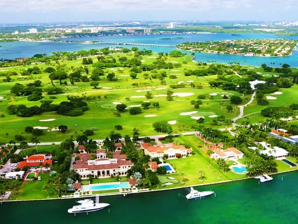 Indian Creek is an exclusive 300-acre island located on the beautiful waters of Biscayne Bay, and recognized as one of the wealthiest, private, most secure residential communities in Miami Beach, and the world.