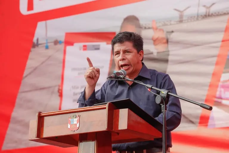 La constante crisis del gobierno de Pedro Castillo: ¿Qué está pasando en Perú?dfd