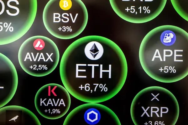 La ganancia del 61% de Ether este año está acercándose al aumento del líder del mercado, Bitcoin, del 67%.