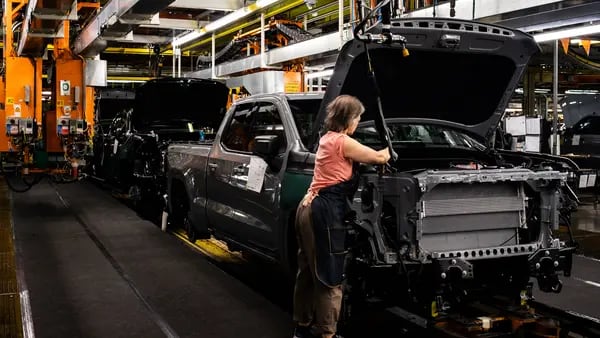 GM aumenta sus previsiones mientras las ventas de camiones eclipsan la caída en Chinadfd