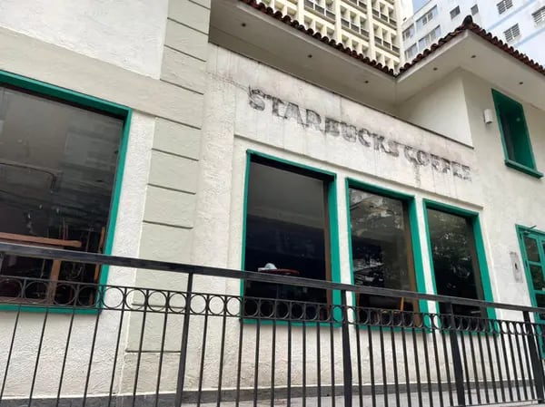 Justiça decreta RJ da SouthRock, que opera no Brasil as marcas Starbucks e Subway